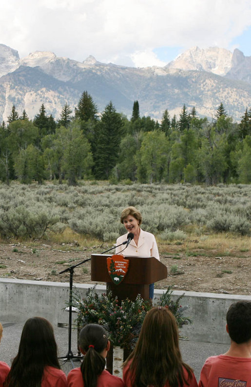 Mrs. Laura Bush speaks to Junior Ranger participants during her visit to Grand Teton National Park Aug. 27, 2007, in Moose, Wyo. White House photo by Shealah Craighead